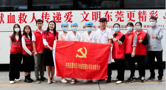 热血奉献，爱心永恒 | 冰球突破人踊跃参与无偿献血活动